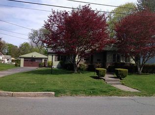 100 Preston Ave, Cranston, RI 02920