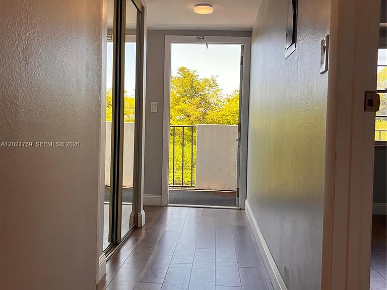 3100 W Rolling Hills Cir #403 — Photo 29
