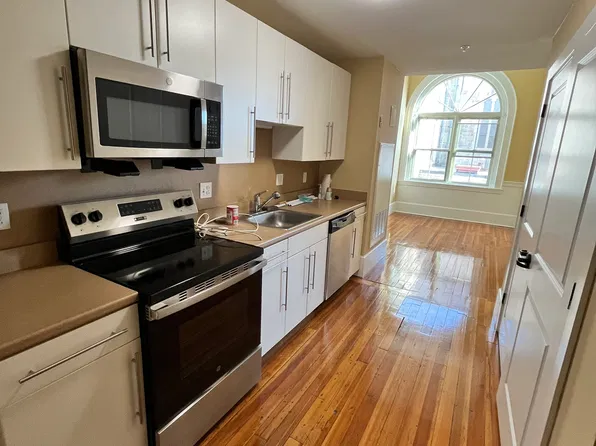 30 Groton St #1, Lawrence, MA 01843