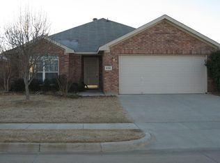 8316 Riversprings Dr, Hurst, TX 76053