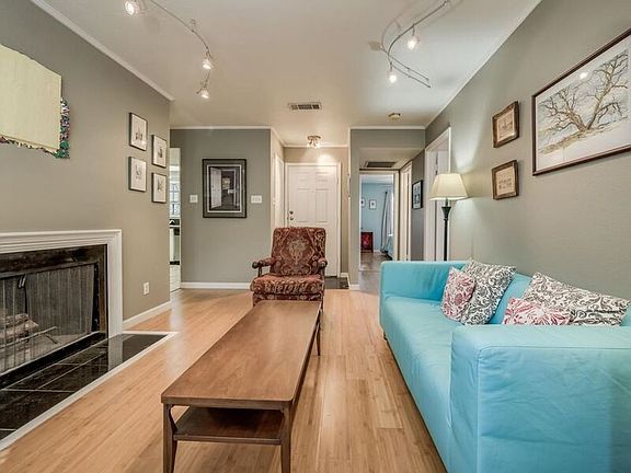 4th image of 1510 W North Loop Blvd APT 922