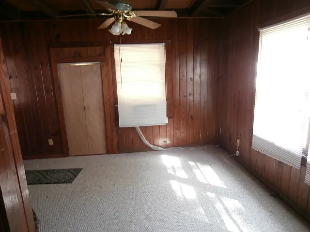 1115 Utah Blvd — Photo 3