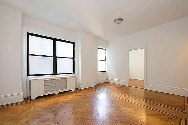 Rented by Jonis Realty | media 13