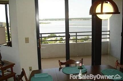 Dining Area and View