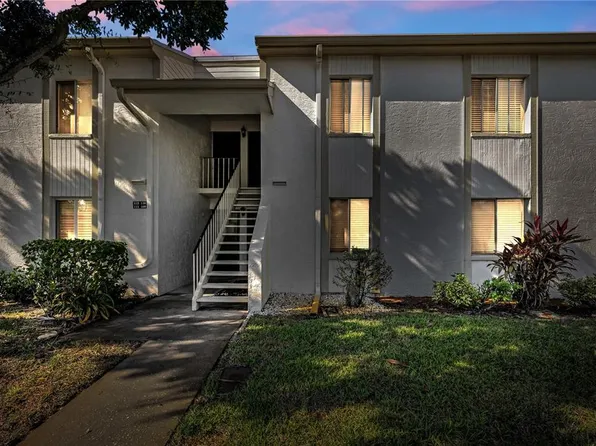 110 Cypress Ct #382, Oldsmar, FL 34677