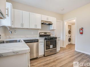 5 Alpaugh Ln #A, Lebanon, NJ 08833