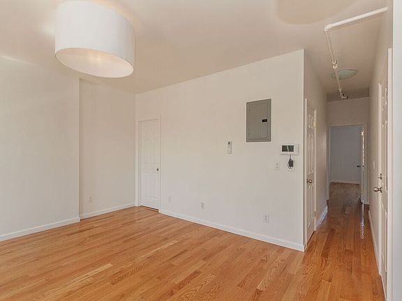 3rd image of 24 Herkimer St APT 4