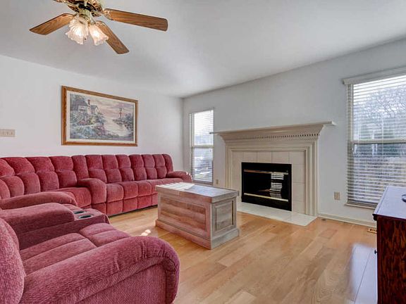 4th image of 10086 Highgate Cir