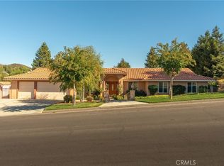 13721 Pine View Dr, Yucaipa, CA 92399