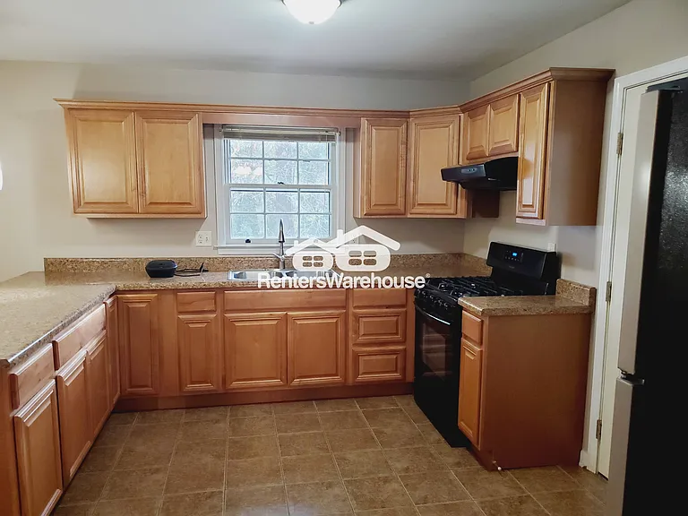 2020 Annette Ln — Photo 6