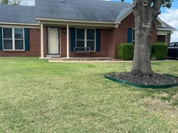 1310 Baywood Cir, West Memphis, AR 72301