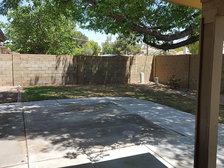 921 W Naranja Ave — Photo 13