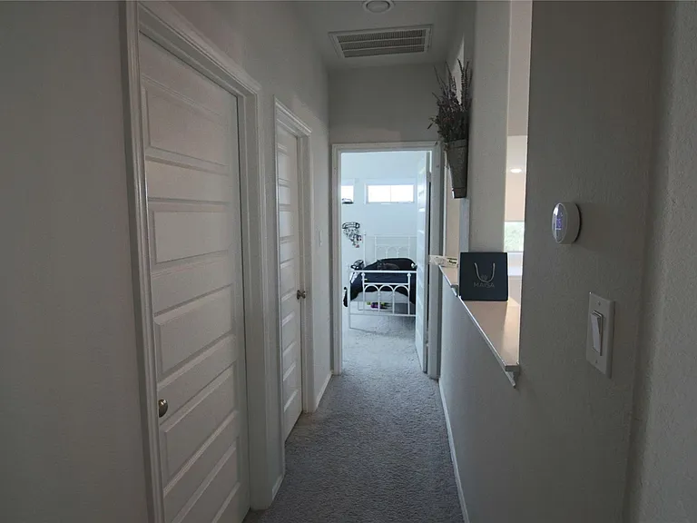 24727 Tanoureen Dr — Photo 30