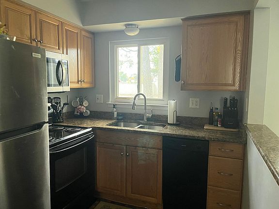 4th image of 1501 W Farnum Ave