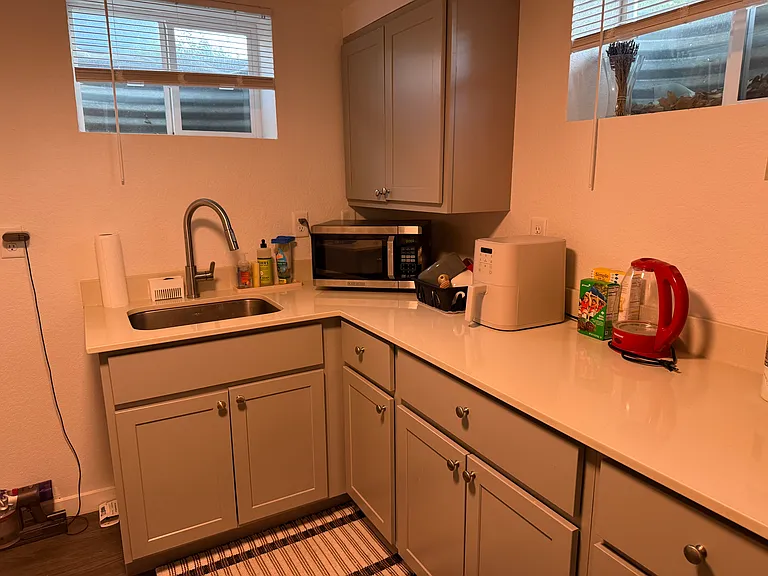 2415 S Marion St — Photo 10