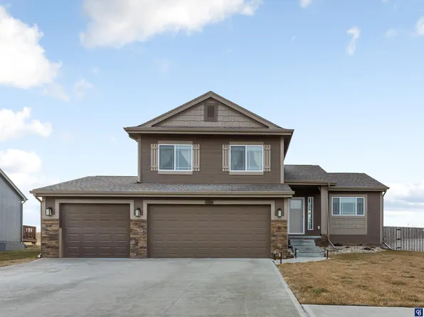 13504 S 55th St, Papillion, NE 68133