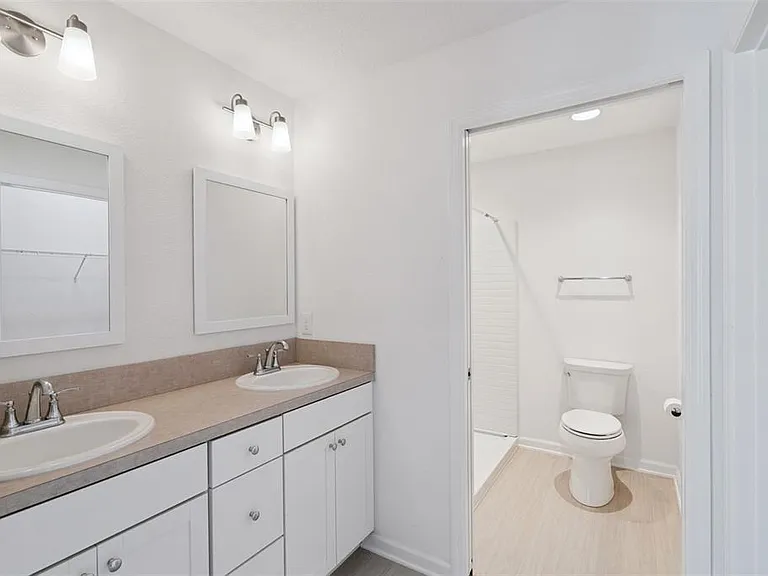 7548 Kuenher Ct — Photo 15