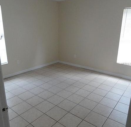 3rd image of 875 Westline Ave