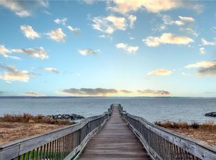 7180 Cooks View Ln, Hayes, VA 23072