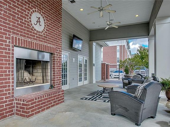 4th image of 700 15th St Unit 2305