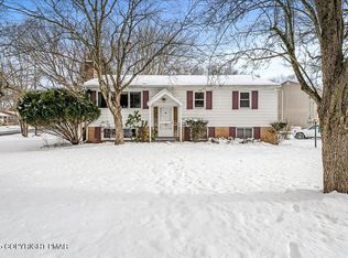 2142 Clearview Ave, Stroudsburg, PA 18360