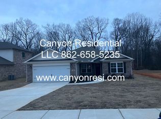 110 Gulf Hills Ave, Toney, AL 35773