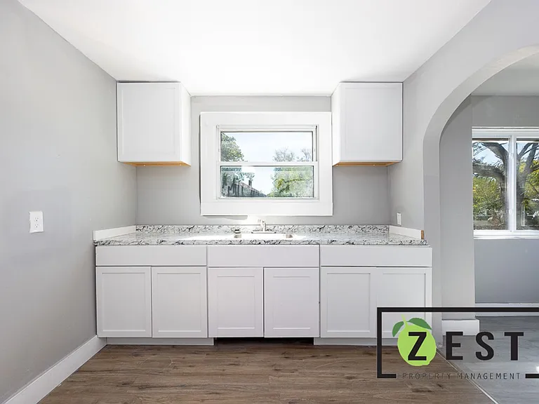 5235 Haverhill — Photo 13