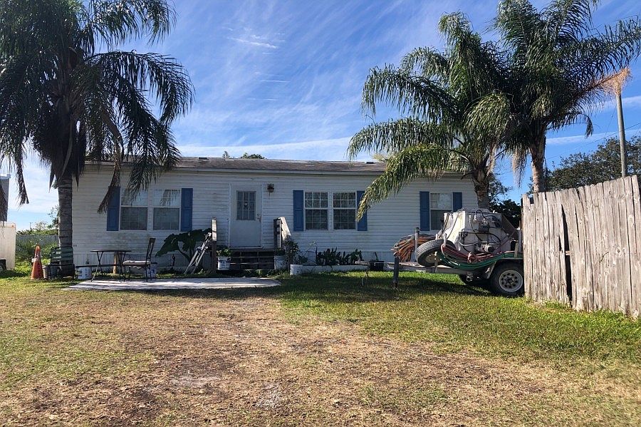 1st image of 8214 Dakota Dr