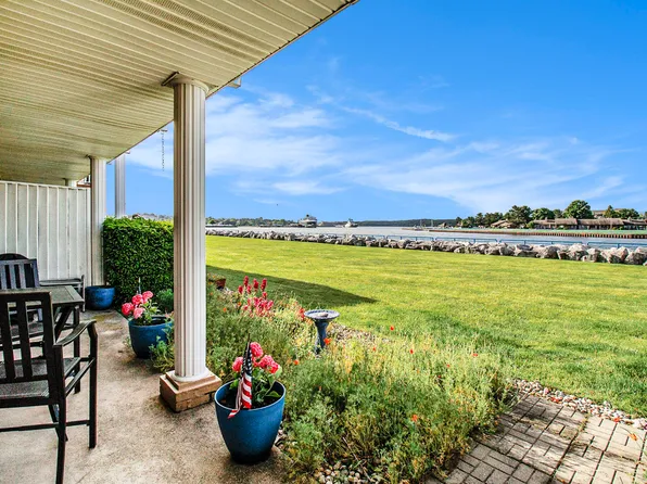 306 S Ferry St Unit 11, Ludington, MI 49431