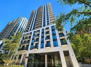 91 Montclair Ave #1703, Toronto, ON M5P 1P5