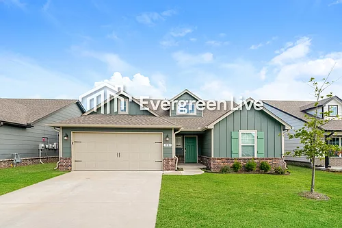 1921 E Van Buren St Photo 1