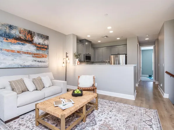 6198 Lonetree Blvd, Rocklin, CA 95765