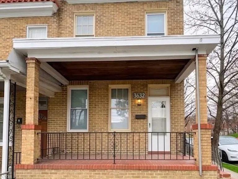 3632 Parkdale Ave — Photo 1