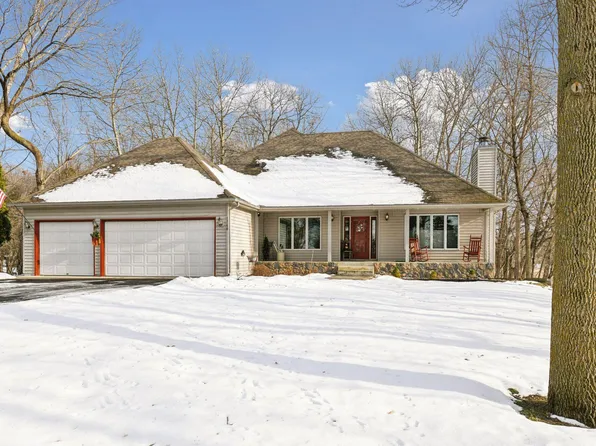 1760 Concordia St, Wayzata, MN 55391