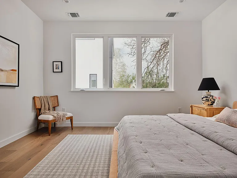 3019 Garwood St #1 — Photo 12