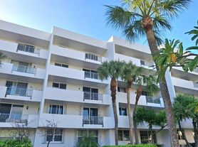 1421 S Ocean Blvd