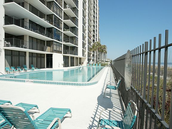 4th image of 1301 S 1st St #1007