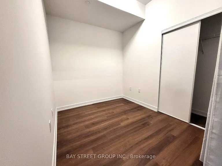 2433 Dufferin St #206 — Photo 16
