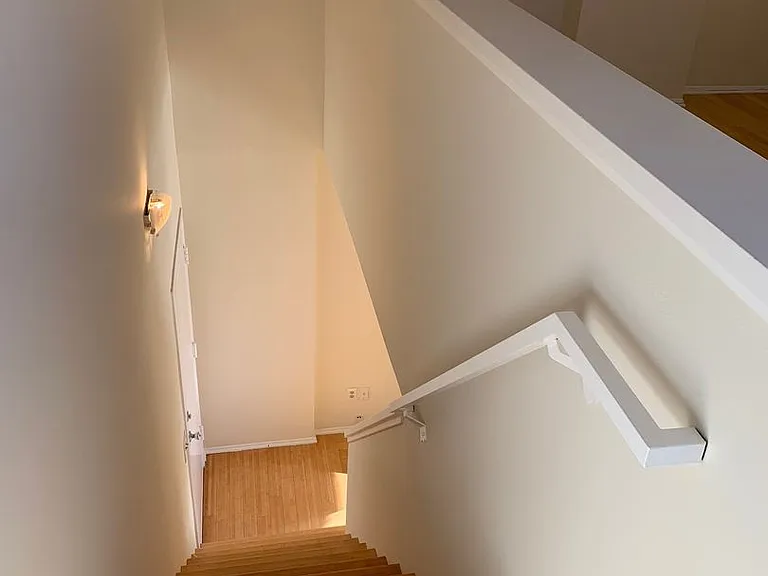 9801 Tabor St — Photo 8