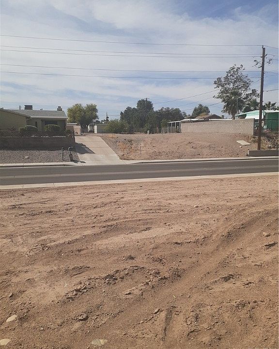 1st image of 1090 E Chaparral Drive