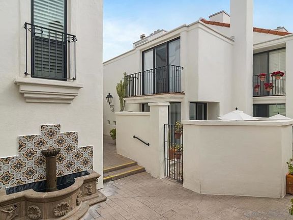 3rd image of 303 Coast Blvd Unit 6
