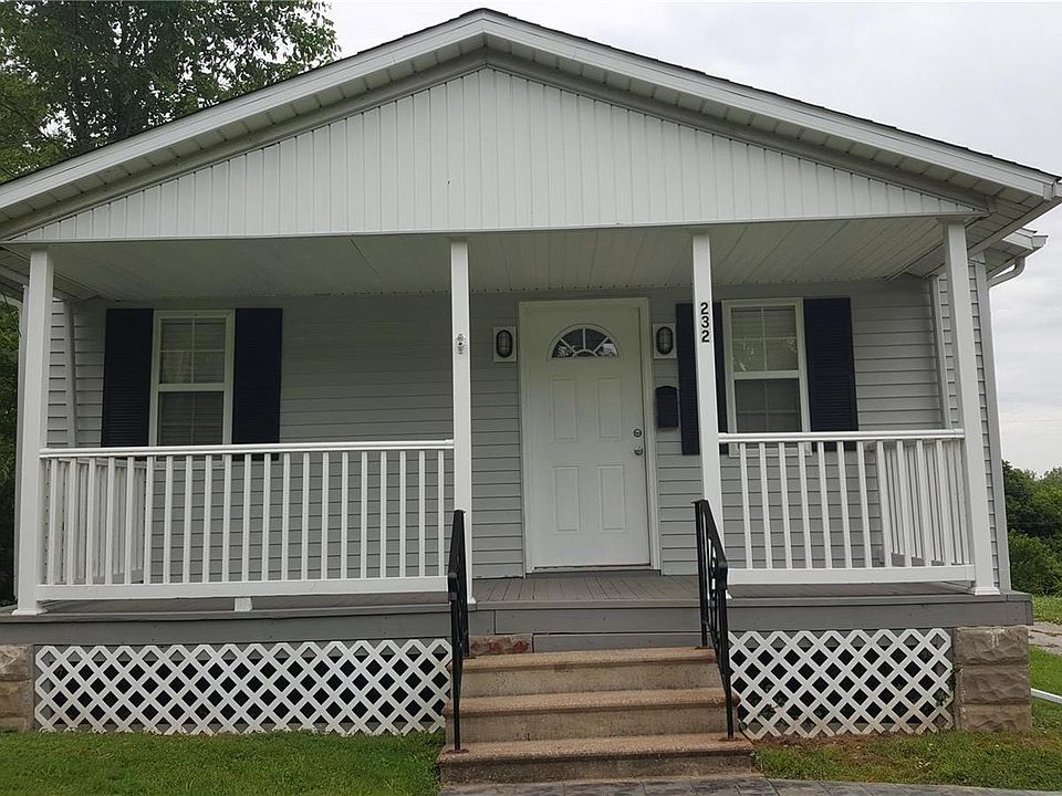 1st image of 232 Wyandotte St