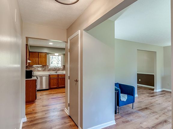 2nd image of 6083 Donna Jay Dr