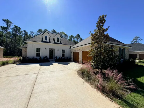18 E Captain Fritz Way, Freeport, FL 32439