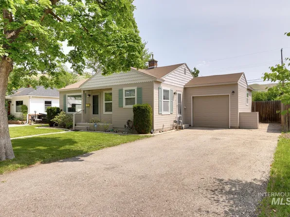 202 N Bacon Dr, Boise, ID 83712