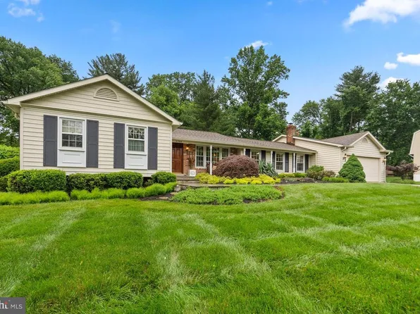 3709 John Carroll Dr, Olney, MD 20832