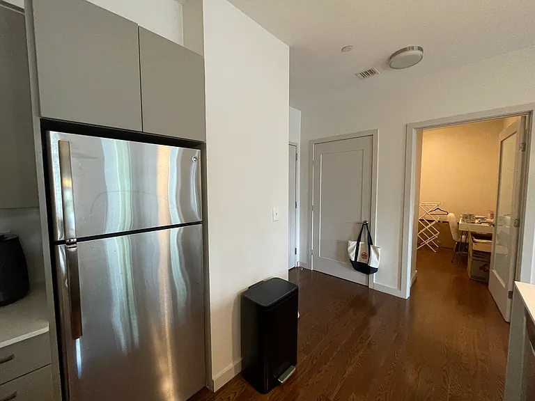 455 Harvard St #204 — Photo 3