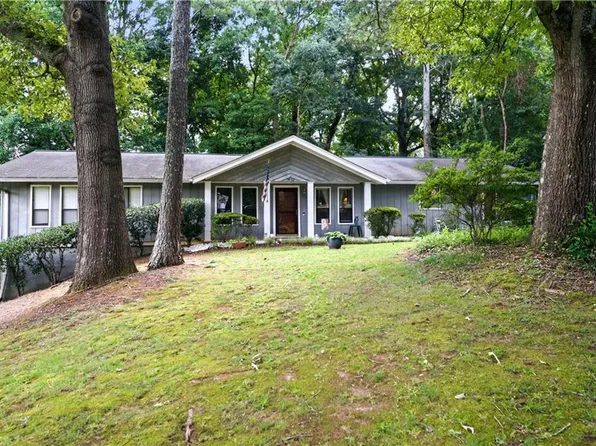 3462 Summie Dr SW, Lilburn, GA 30047
