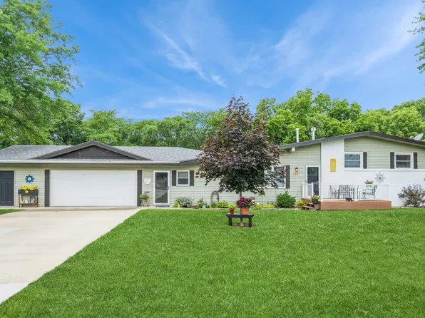 430 Lindhardt Rd, Carlisle, IA 50047