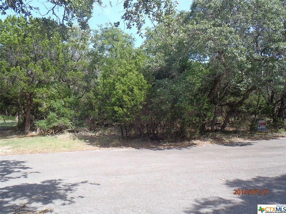 1st image of 14 Cottontail Dr